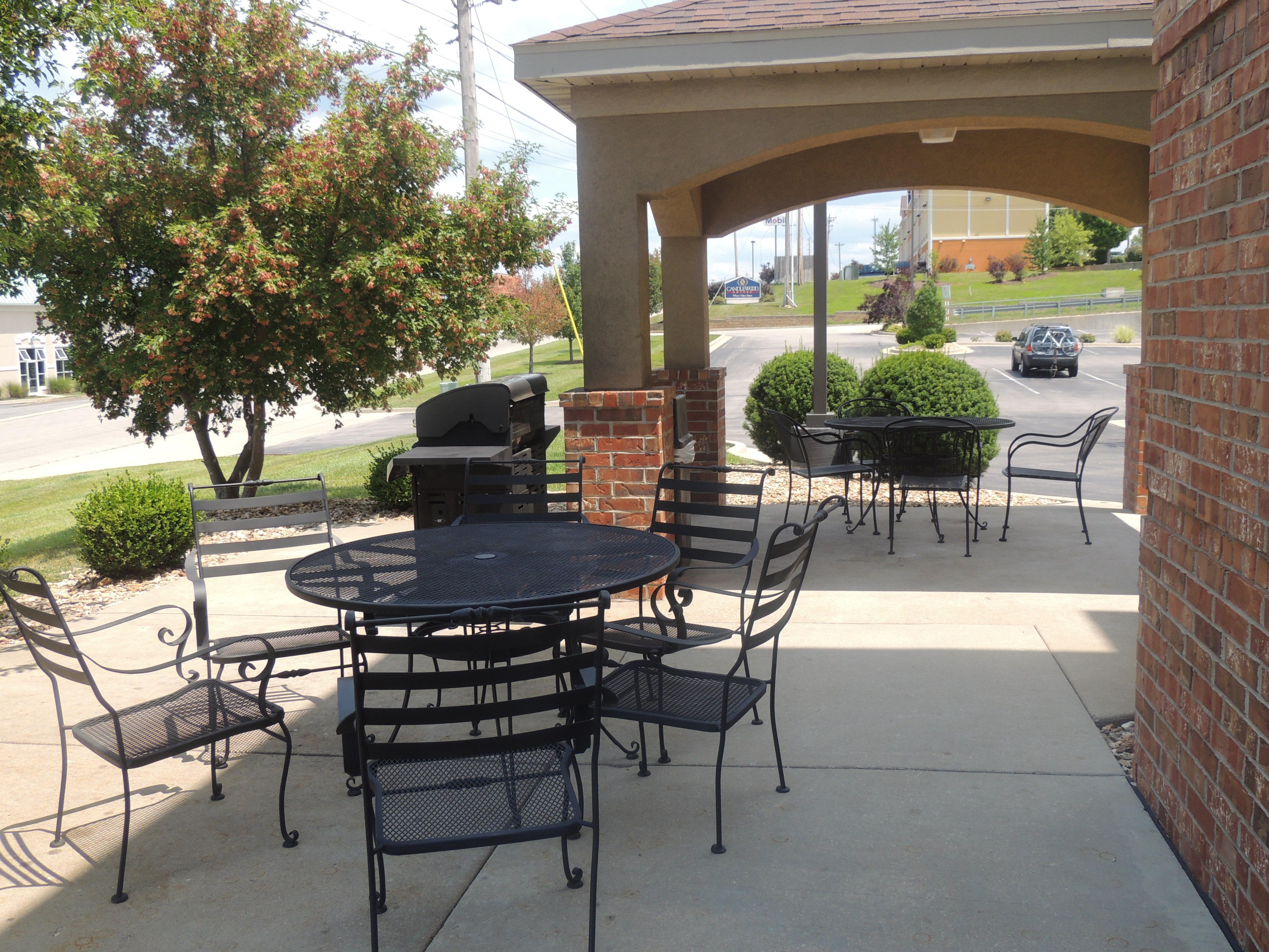 Candlewood Suites St. Robert By Ihg Exterior photo